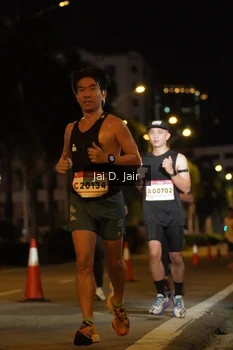 Runner Photo 1748183