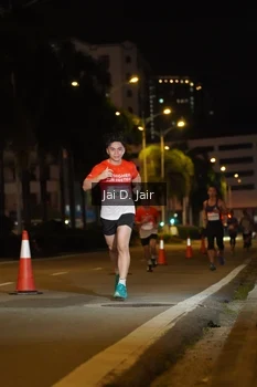 Runner Photo 1748207