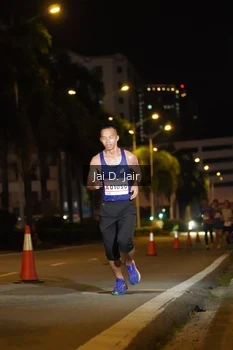 Runner Photo 1748217