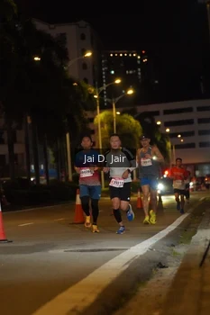 Runner Photo 1748223