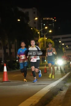 Runner Photo 1748233