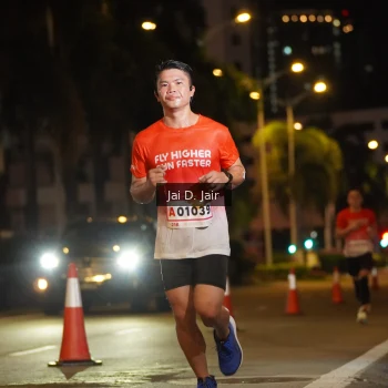 Runner Photo 1748247