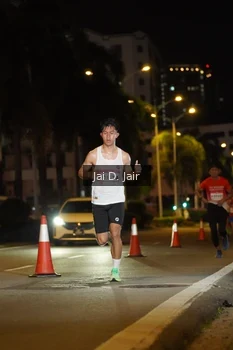 Runner Photo 1748272