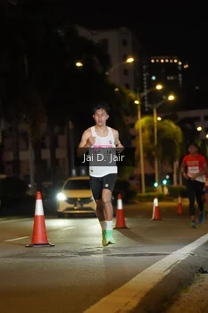 Runner Photo 1748273
