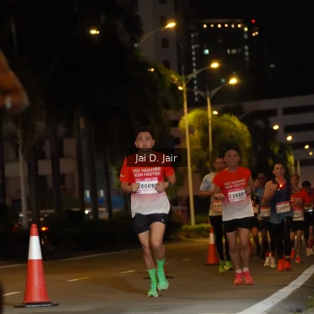 Runner Photo 1748291