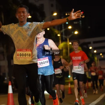 Runner Photo 1748320