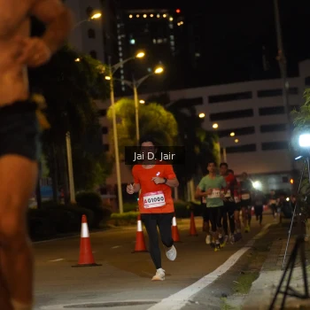 Runner Photo 1748364