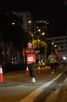 Runner Photo 1748370