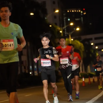 Runner Photo 1748390