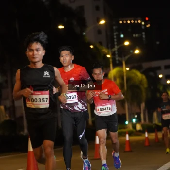 Runner Photo 1748394
