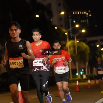 Runner Photo 1748396