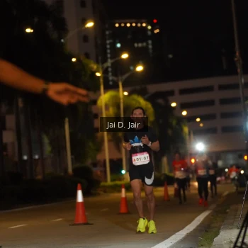 Runner Photo 1748399