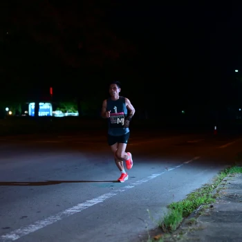 Runner Photo 1748410