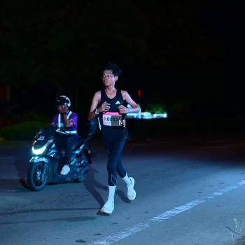Runner Photo 1748421