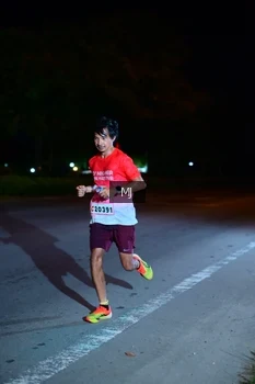 Runner Photo 1748512