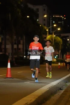 Runner Photo 1748530