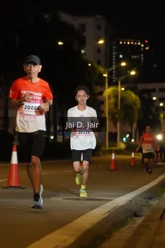 Runner Photo 1748535