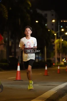 Runner Photo 1748539