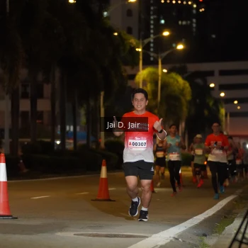 Runner Photo 1748547
