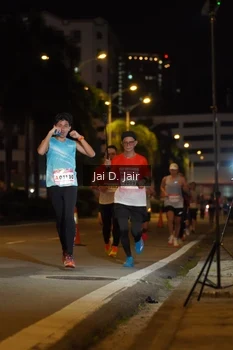 Runner Photo 1748564