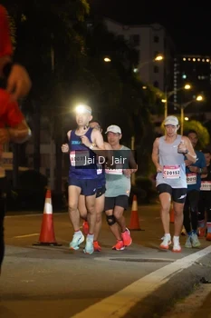 Runner Photo 1748583