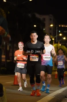 Runner Photo 1748598
