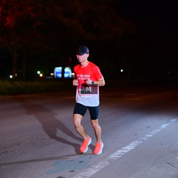 Runner Photo 1748615