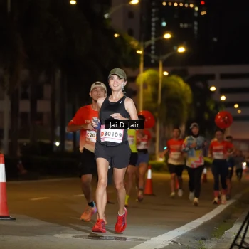 Runner Photo 1748626