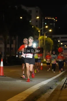 Runner Photo 1748628
