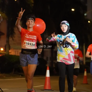 Runner Photo 1748645
