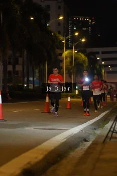 Runner Photo 1748699