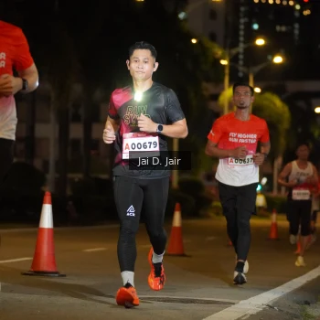 Runner Photo 1748709