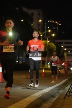 Runner Photo 1748710