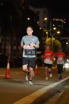 Runner Photo 1748742