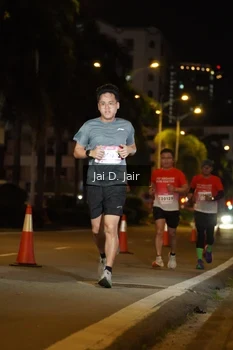 Runner Photo 1748743