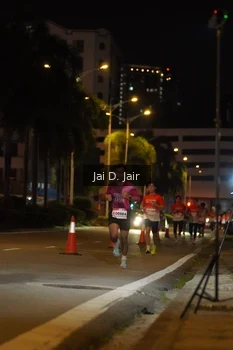 Runner Photo 1748762