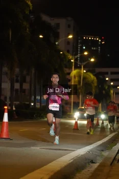 Runner Photo 1748764