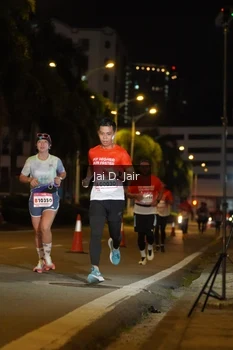 Runner Photo 1748796