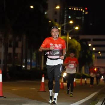 Runner Photo 1748803