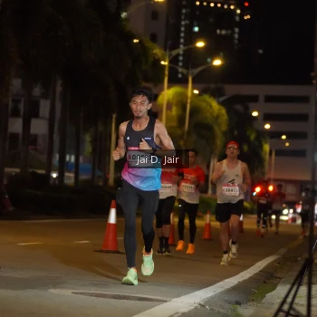 Runner Photo 1748823