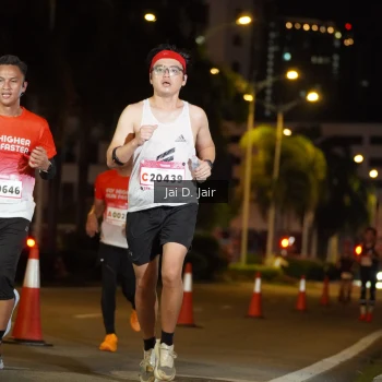 Runner Photo 1748834