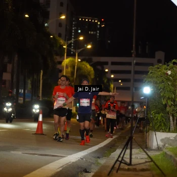 Runner Photo 1748976