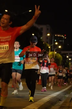 Runner Photo 1748984