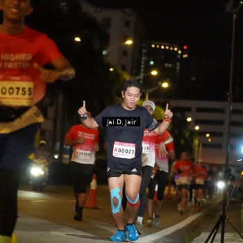Runner Photo 1749021