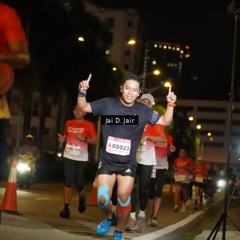 Runner Photo 1749023