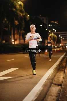 Runner Photo 1749092