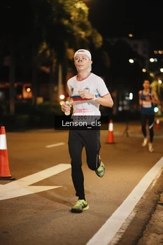 Runner Photo 1749093