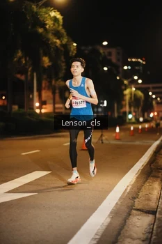 Runner Photo 1749094