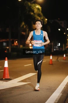 Runner Photo 1749097