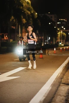 Runner Photo 1749120